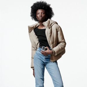 Zara water repellent puffer jacket, size XS.